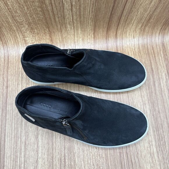 Ecco Soft 7 Side Zip Bootie Black Sneaker Women’s Size 8 Boots - Picture 2 of 8